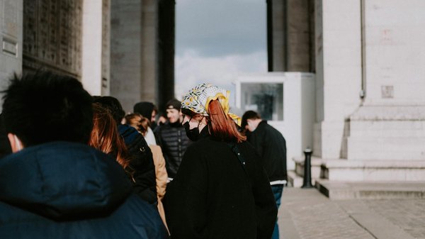 Les Clés pour Mesurer le Succès de Votre Podcast de Divertissement avec Efficacité